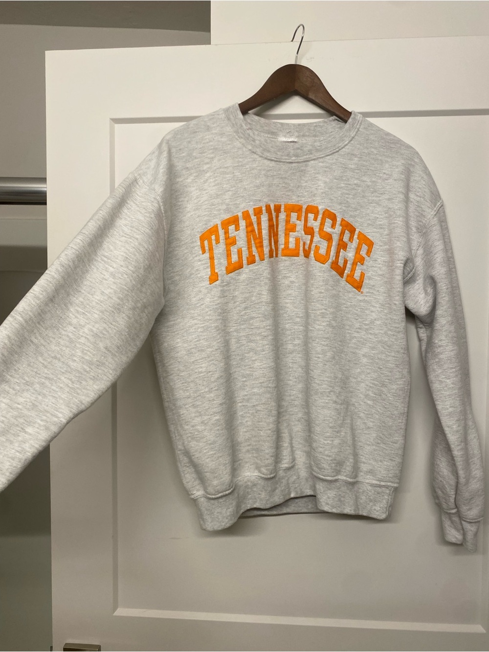 Gildan Light Gray Crewneck Sweatshirt with Orange Tennessee Arch
